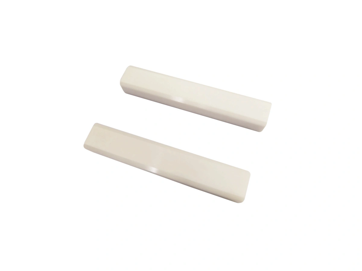 高精度部品向けセラミックコンポーネントの小ロットCNC加工