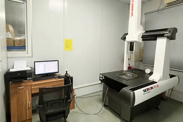 Координатно-измерительная машина (CMM)