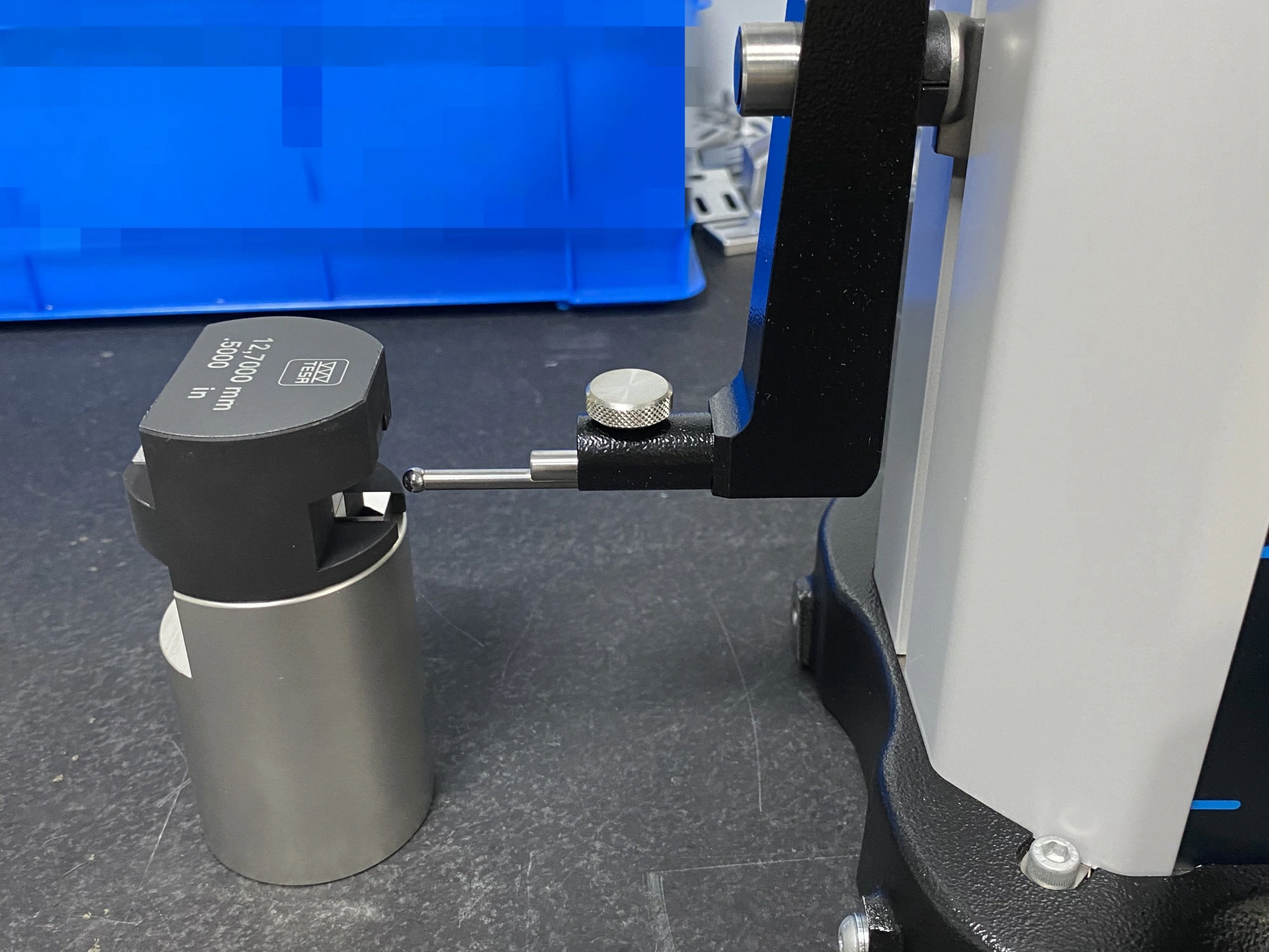 Inspección de altura de precisión para piezas mecanizadas CNC